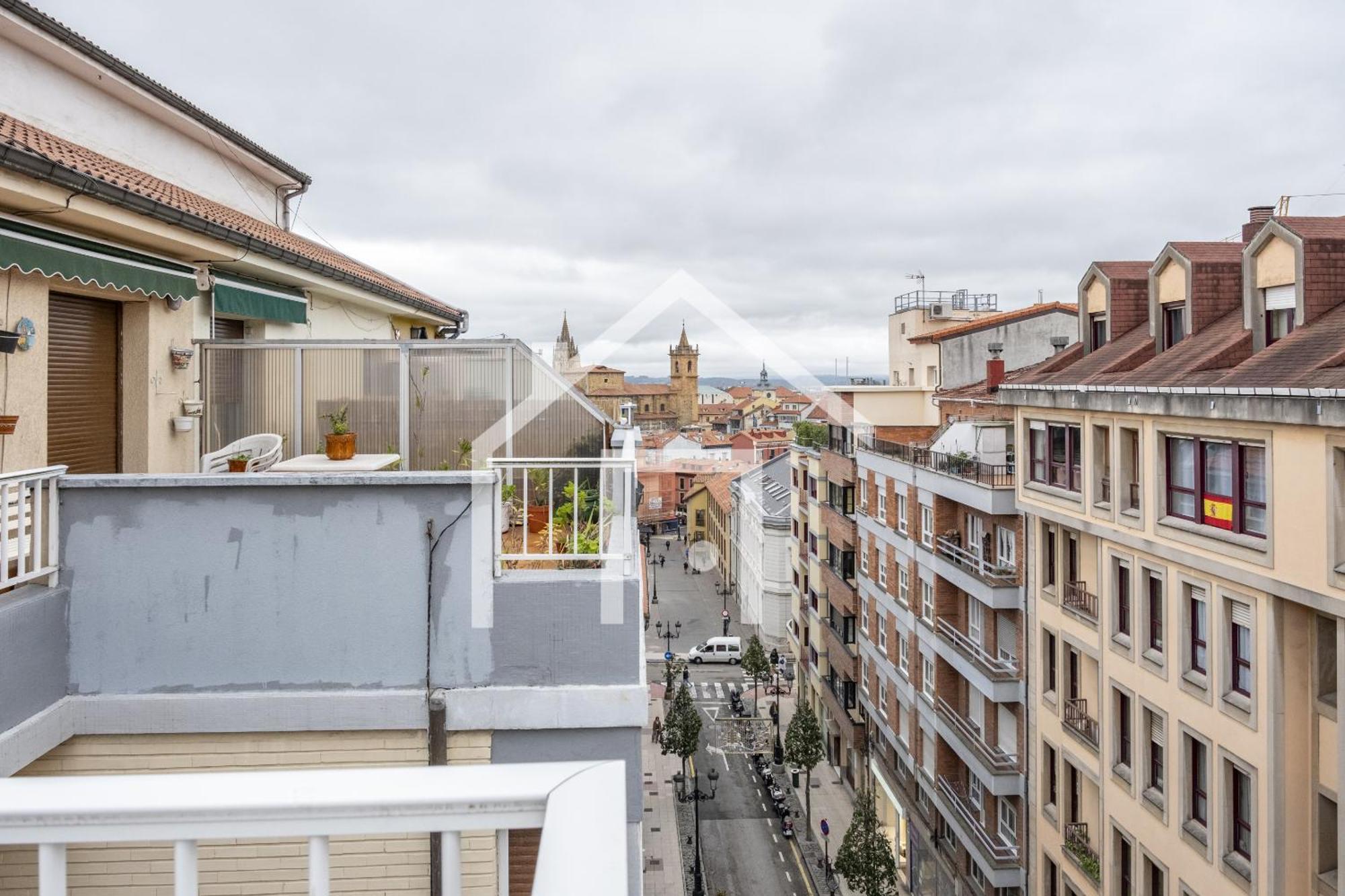 Atico Quintana II - Con Terraza, En El Centro Con Wifi Y Garaje Daire Oviedo Dış mekan fotoğraf